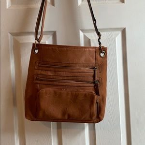 Bueno crossbody bag!